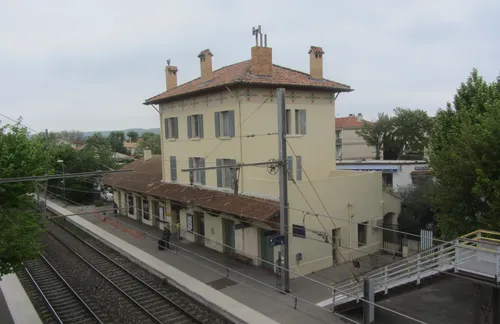 Istres : une femme décède happée par un train